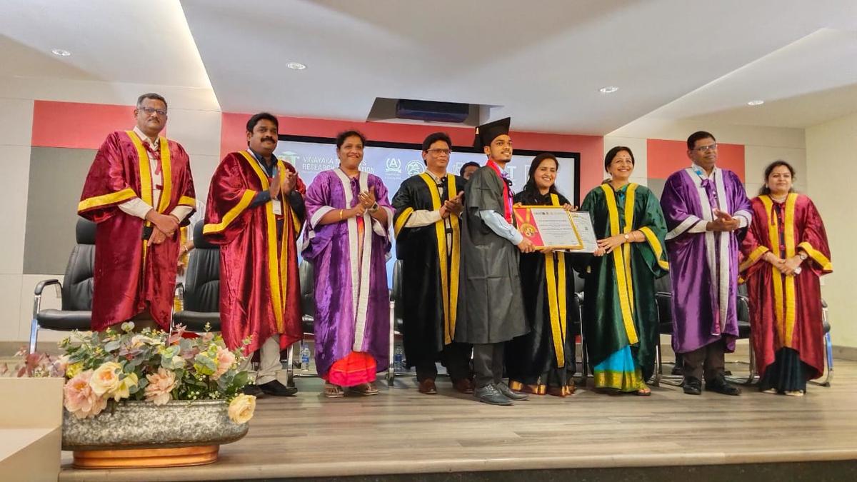Students receive degrees at Aarupadai Veedu Institute of Technology graduation